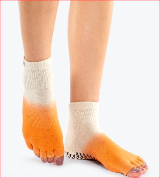 Injinji_GT_orange_oben