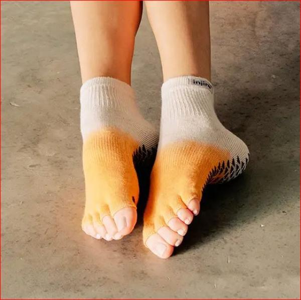 Injinji_GT_orange_grip_seite